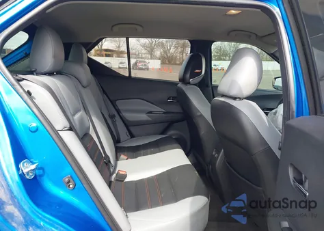 2021 Nissan Kicks Sr Xtronic Cvt z USA, uszkodzony, nr VIN 3N1CP5DV7ML522339